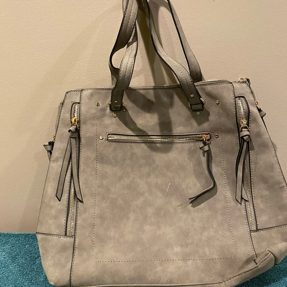 Handbag - Picture 10 of 10